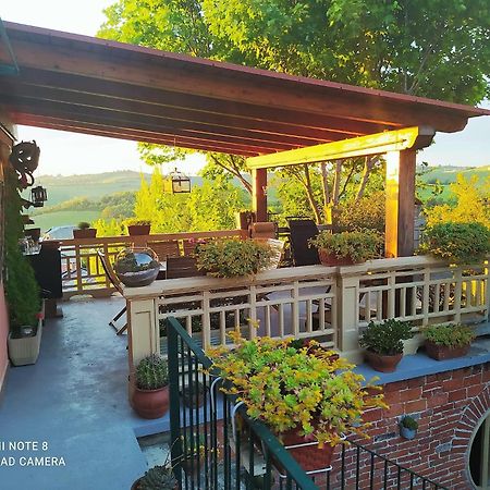דירות Ozzano Monferrato La Terrazza Sul Monferrato מראה חיצוני תמונה