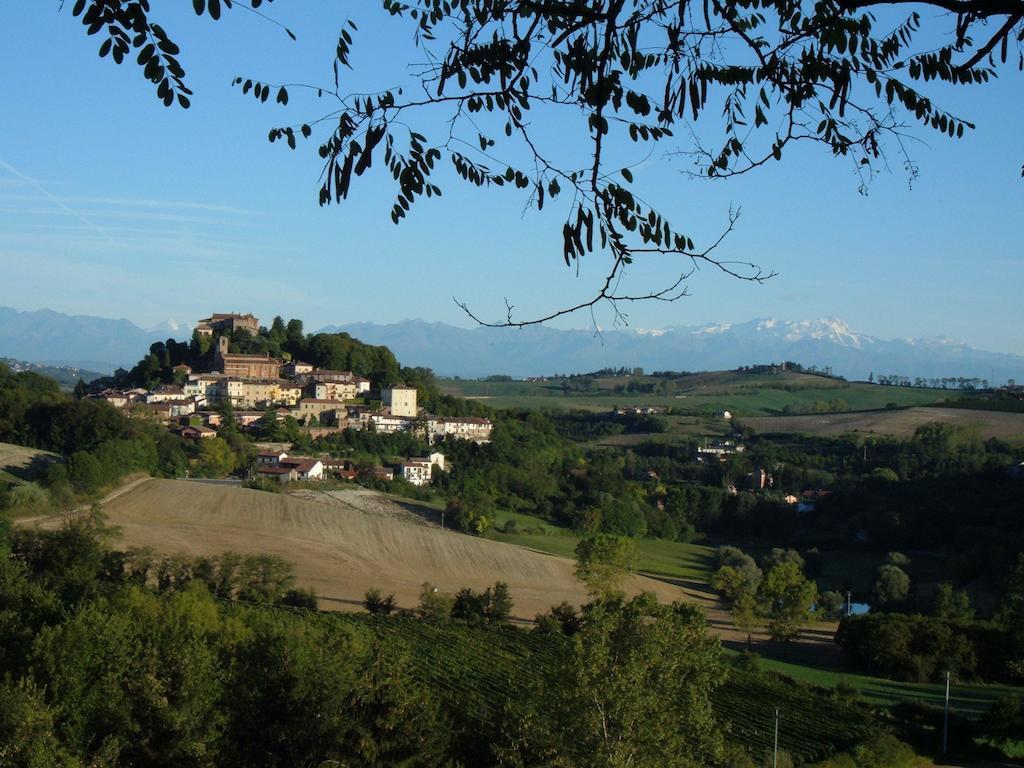 דירות Ozzano Monferrato La Terrazza Sul Monferrato מראה חיצוני תמונה